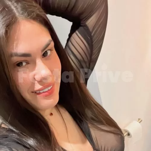 Daniella_perfil_451